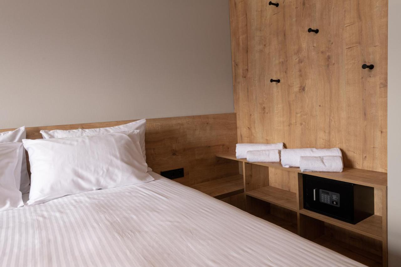 Bet25 Hotel Batumi Bagian luar foto