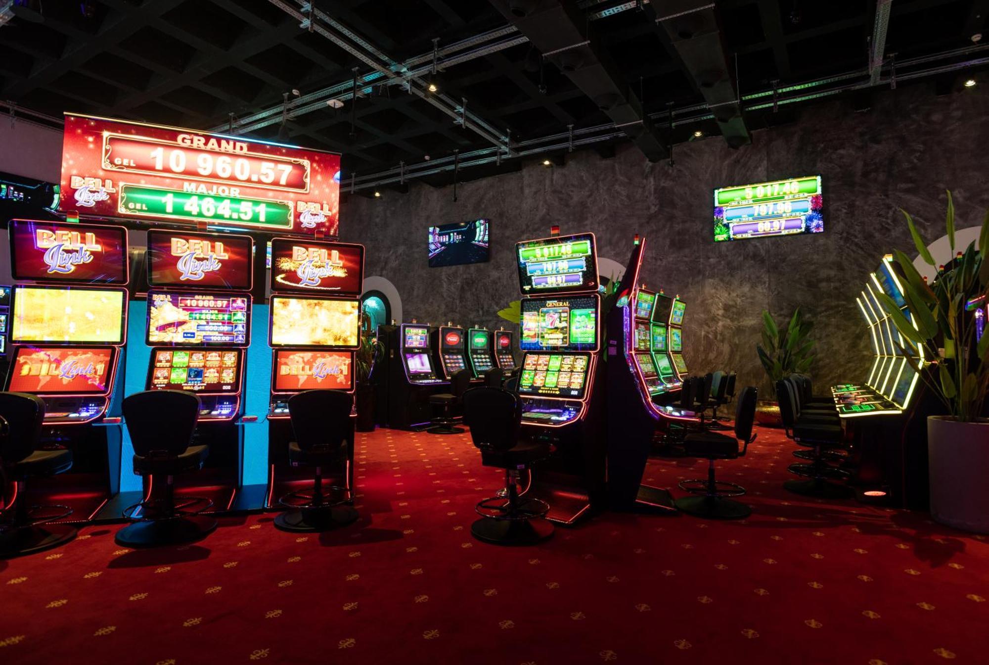 Bet25 Hotel Batumi Bagian luar foto