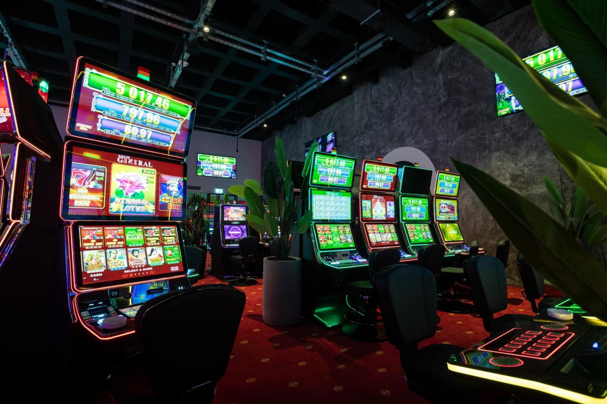 Bet25 Hotel Batumi Bagian luar foto